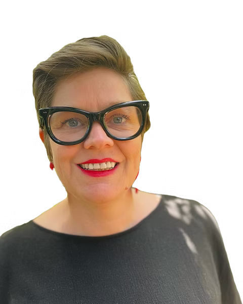 Sarai Dee, counsellor and art therapist